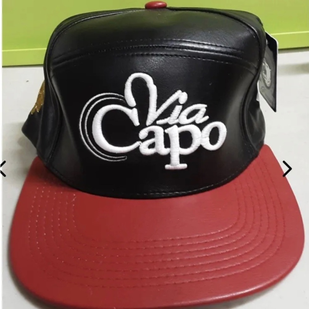 Men Black/Red Via Capo Hat New With Tags